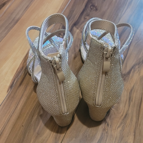 Windor Rhinestone block heels - Picture 4 of 6